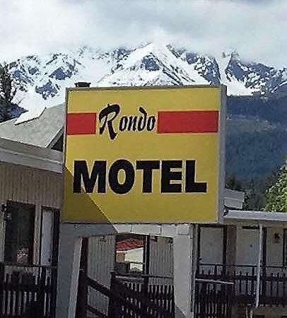 Rondo Motel Голден Экстерьер фото