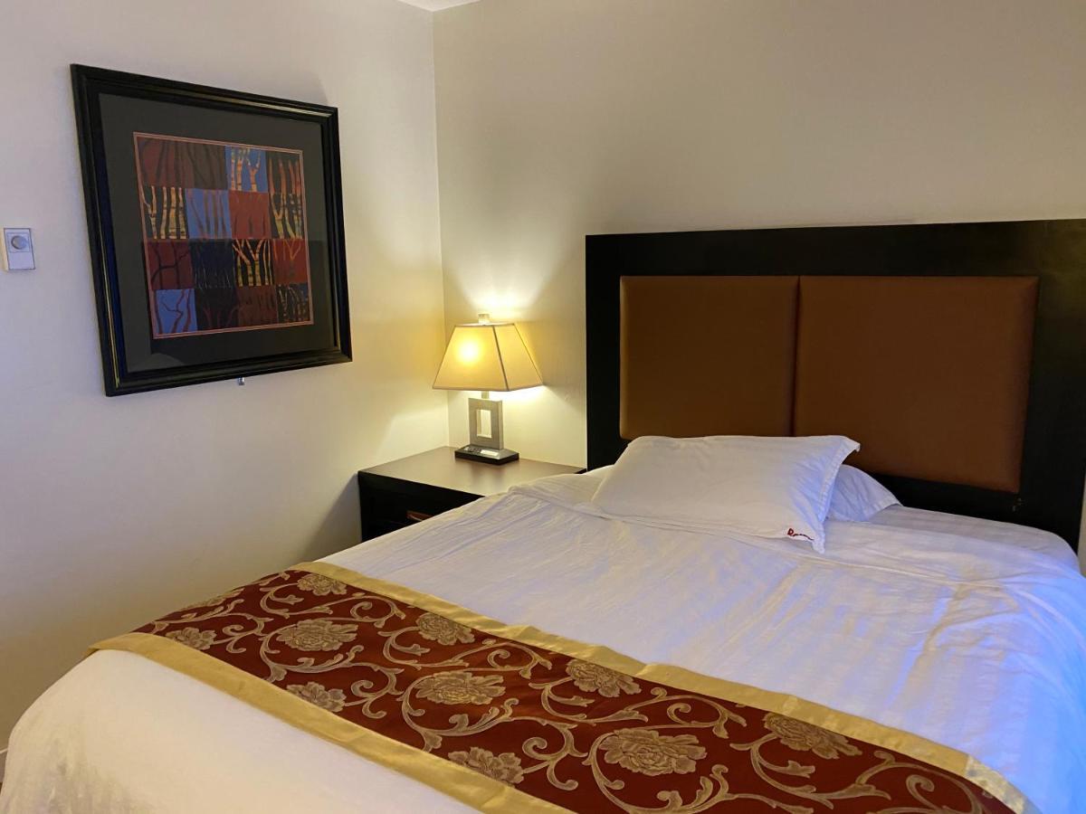 Rondo Motel Голден Экстерьер фото