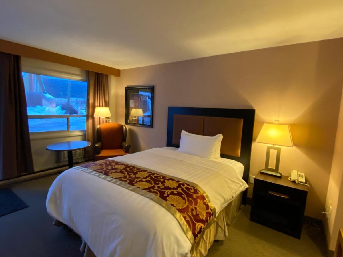 Rondo Motel Голден Экстерьер фото