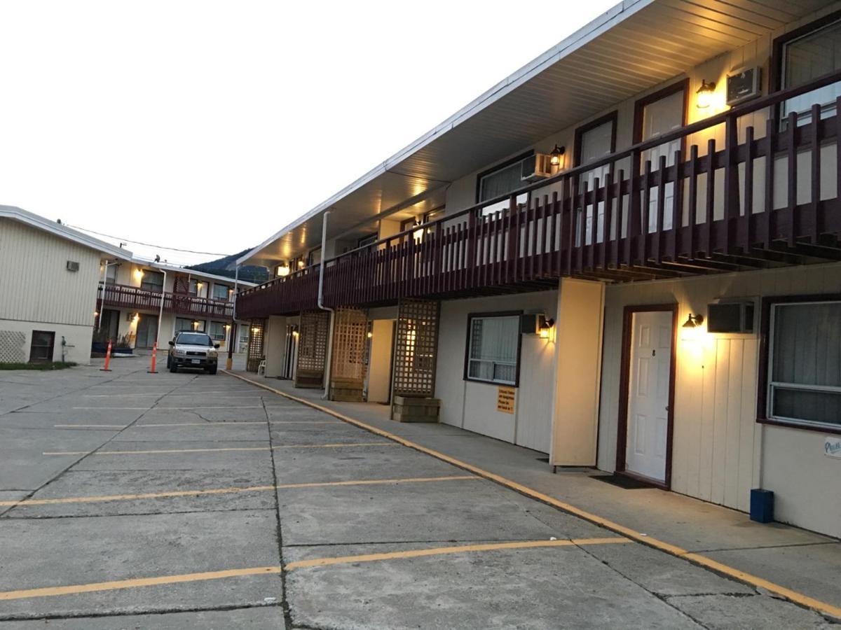 Rondo Motel Голден Экстерьер фото