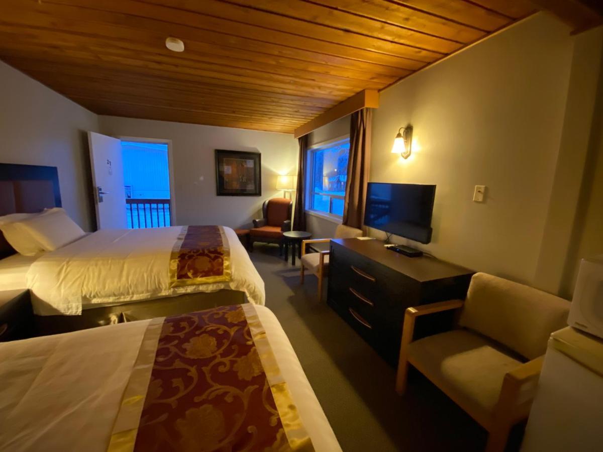 Rondo Motel Голден Экстерьер фото