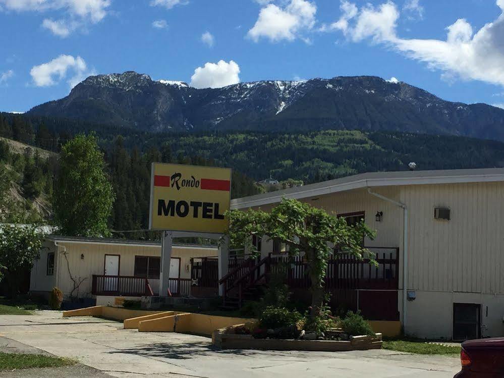 Rondo Motel Голден Экстерьер фото